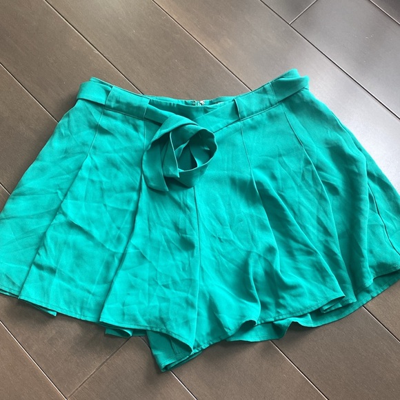 Sunday Best Westley Short - Picture 2 of 8